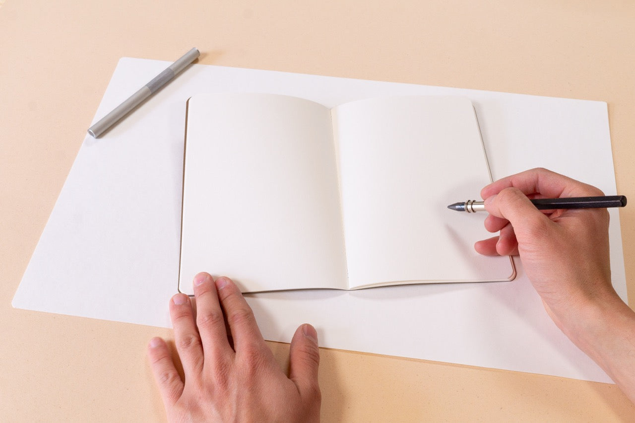 Cahier dessin - Les essentiels · Reliure Singer & dorure